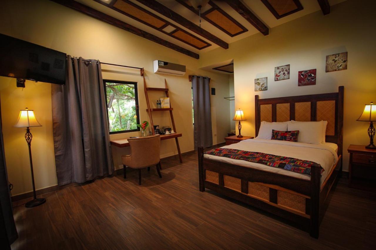 Cassia Hill Resort San Ignacio Bagian luar foto